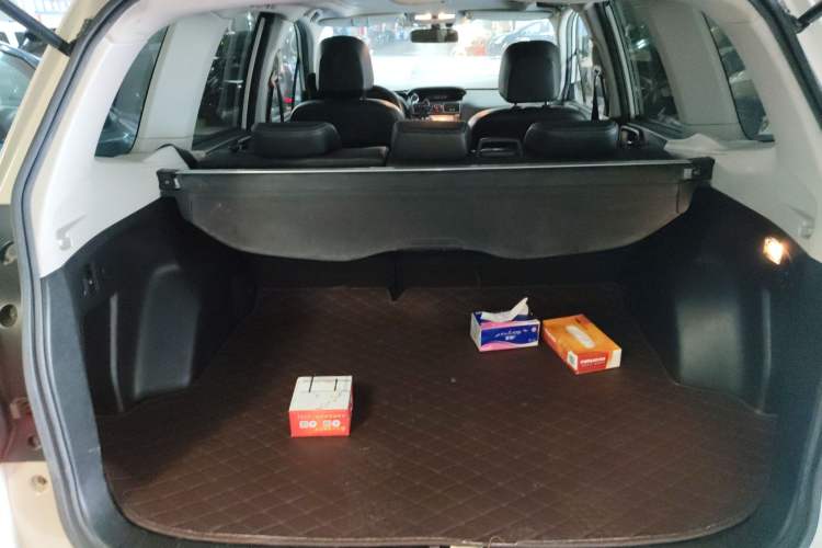 Used Subaru Forester 2016 2.0i Fashion Navigation Edition Trunk