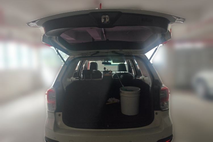 Used Subaru Forester 2016 2.0i Luxury Navigation Edition Trunk