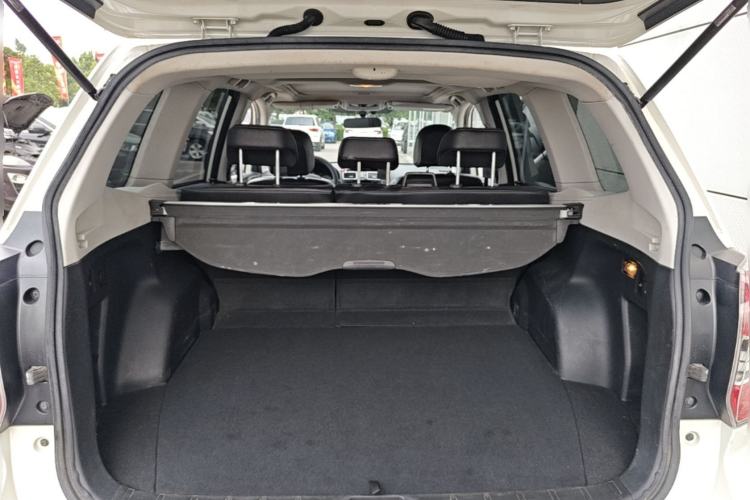 Used Subaru Forester 2016 2.0i Fashion Navigation Edition Trunk