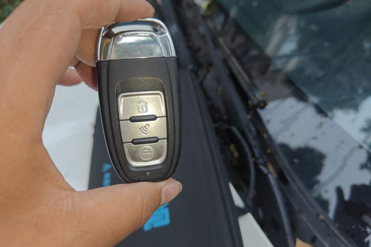 Used Subaru Forester 2016 2.0i Fashion Navigation Edition Vehicle Key