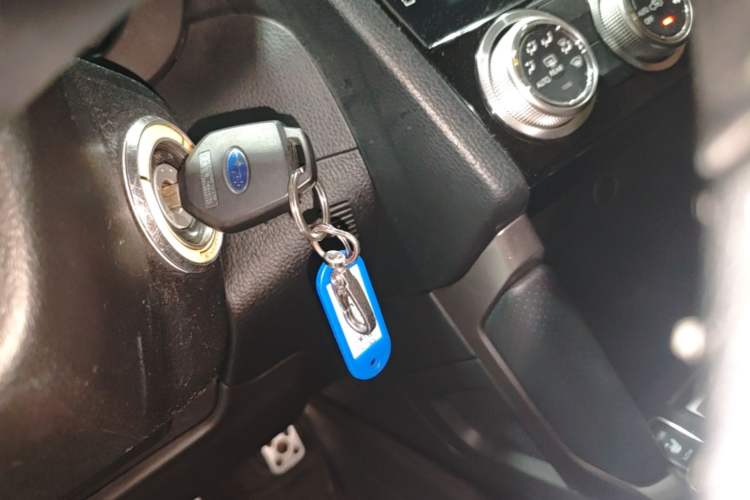 Used Subaru Forester 2016 2.0i Fashion Navigation Edition Vehicle Key