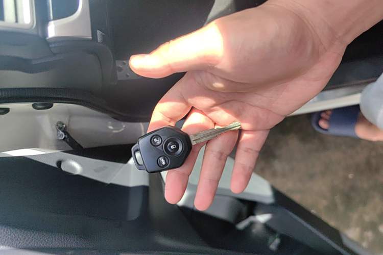 Used Subaru Forester 2016 2.0i Fashion Navigation Edition Vehicle Key