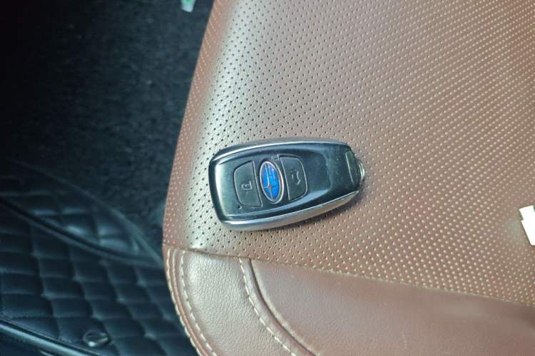 Used Subaru Forester 2016 2.5i Prestige Navigation Edition Vehicle Key