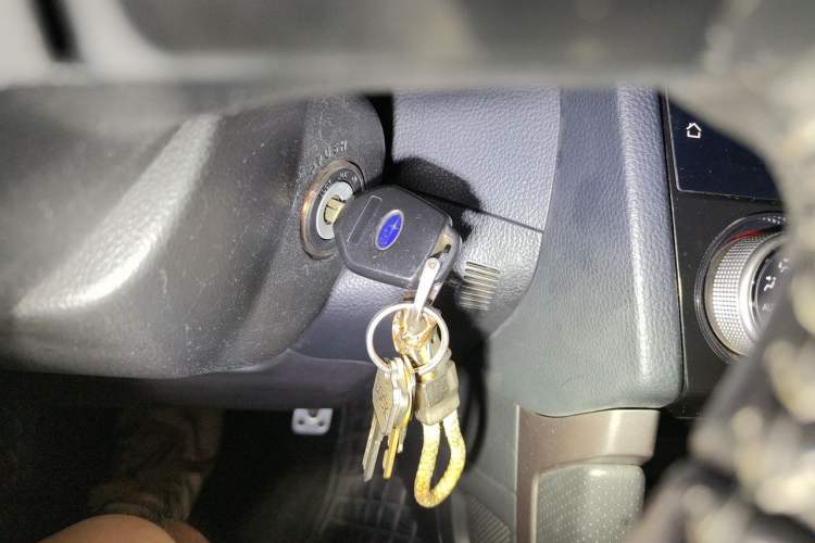 Used Subaru Forester 2016 2.0i Fashion Navigation Edition Vehicle Key