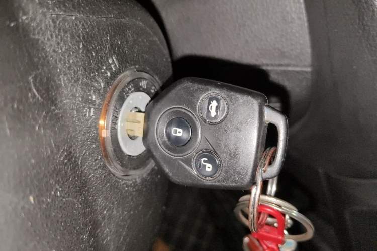 Used Subaru Forester 2016 2.0i Luxury Navigation Edition Vehicle Key