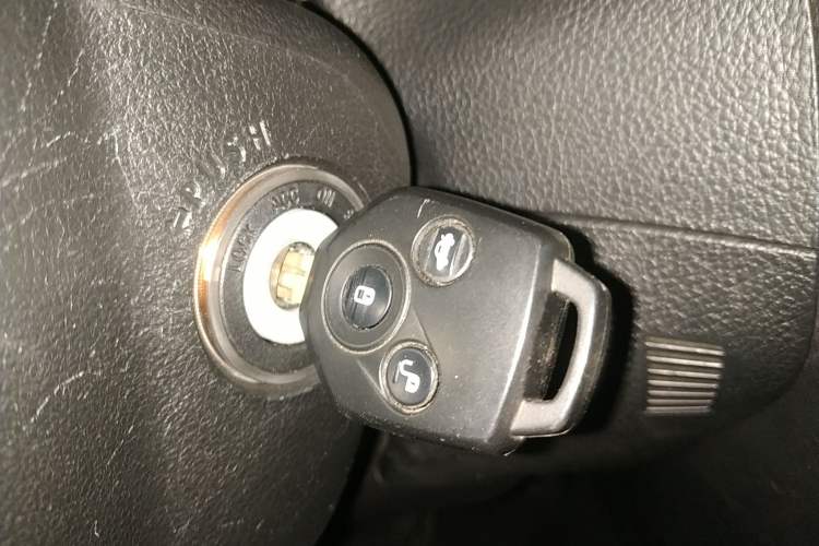 Used Subaru Forester 2016 2.0i Fashion Navigation Edition Vehicle Key