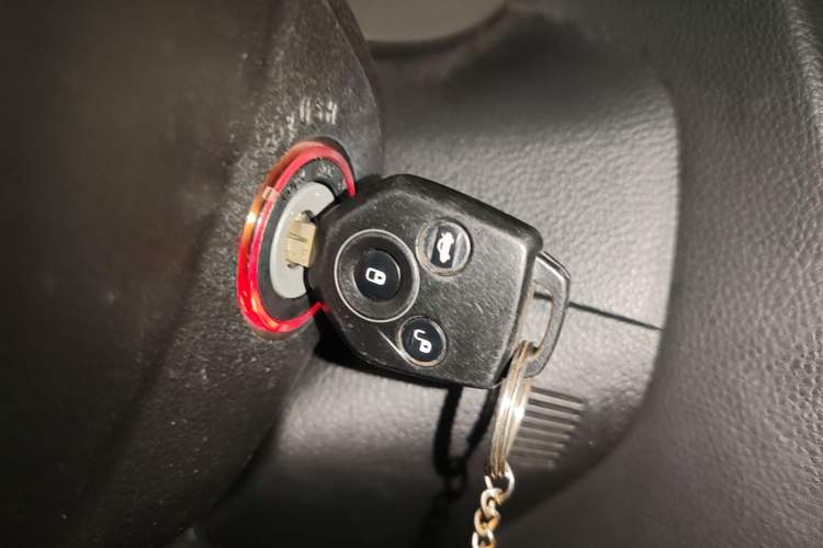 Used Subaru Forester 2016 2.0i Fashion Navigation Edition Vehicle Key