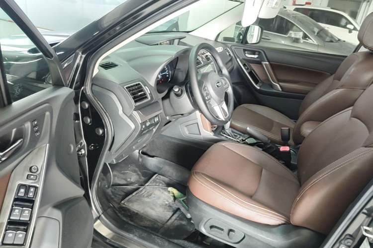 Used Subaru Forester 2017 2.5i Luxury Special Edition Driver Seat