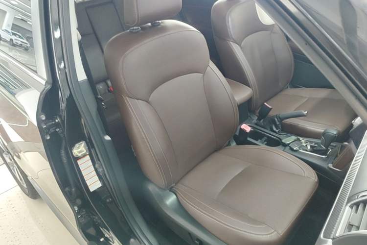 Used Subaru Forester 2017 2.5i Luxury Special Edition Right Front Seat