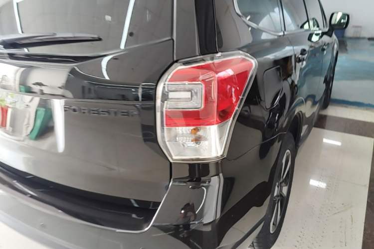 Used Subaru Forester 2017 2.5i Luxury Special Edition Right Rear Taillight