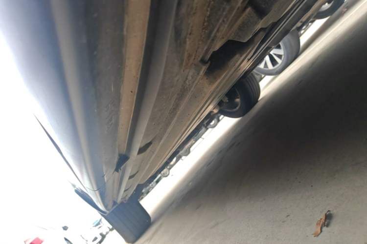 Used Subaru Forester 2017 2.5i Luxury Special Edition Left Side Sill