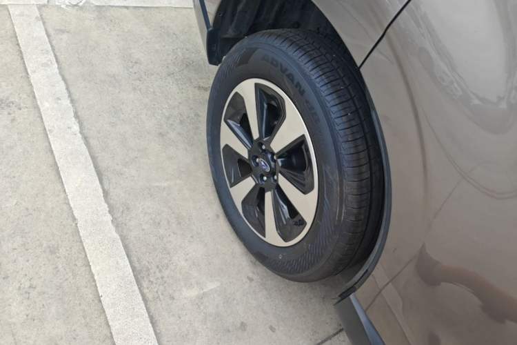 Used Subaru Forester 2017 2.5i Luxury Special Edition Right Rear Wheel Hub