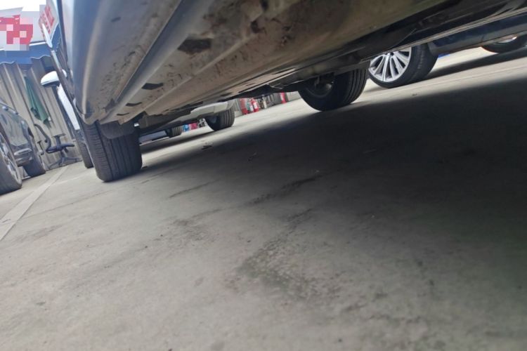 Used Subaru Forester 2017 2.5i Luxury Special Edition Right Side Sill