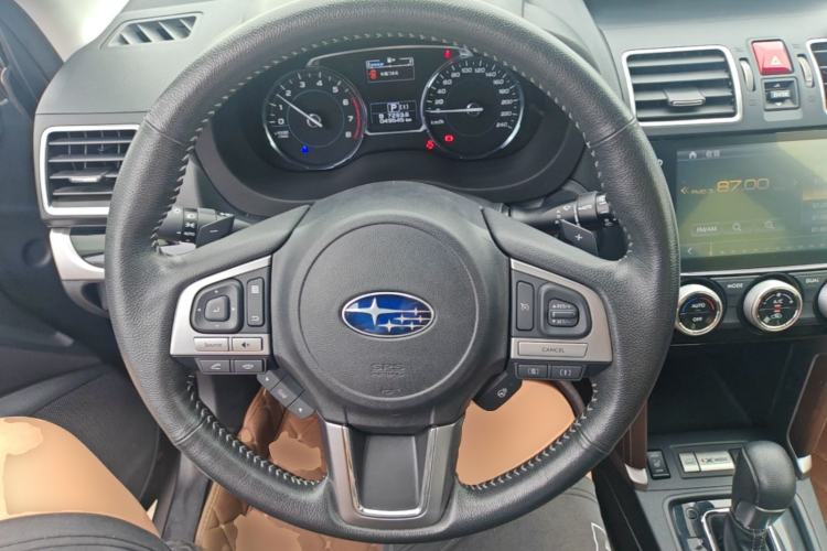 Used Subaru Forester 2017 2.5i Luxury Special Edition Steering Wheel