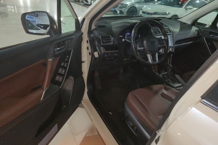 Used Subaru Forester 2017 2.5i Luxury Special Edition Driver Seat