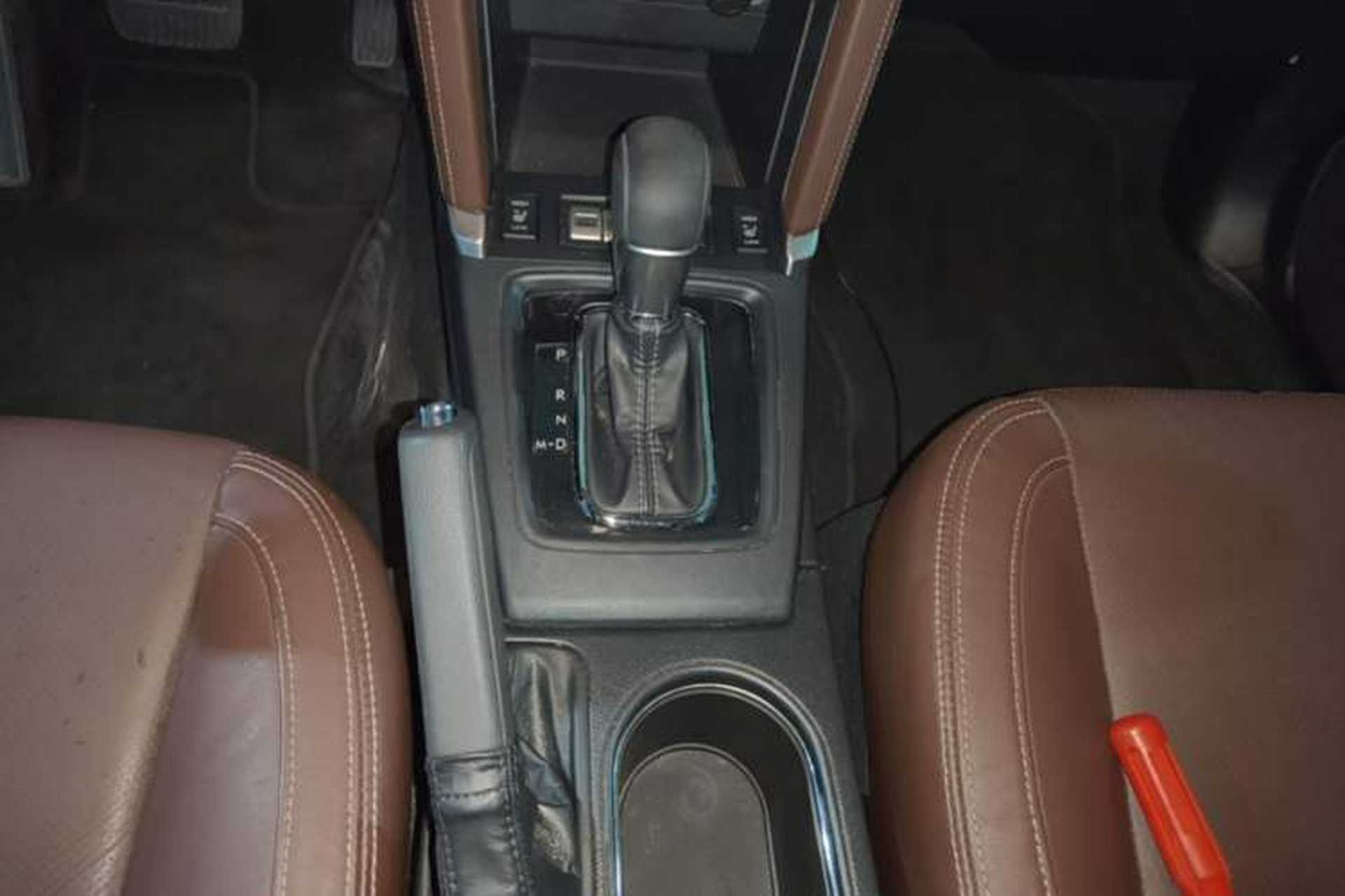 Used Subaru Forester 2017 2.5i Luxury Special Edition Gear Lever