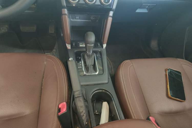 Used Subaru Forester 2017 2.5i Luxury Special Edition Gear Lever