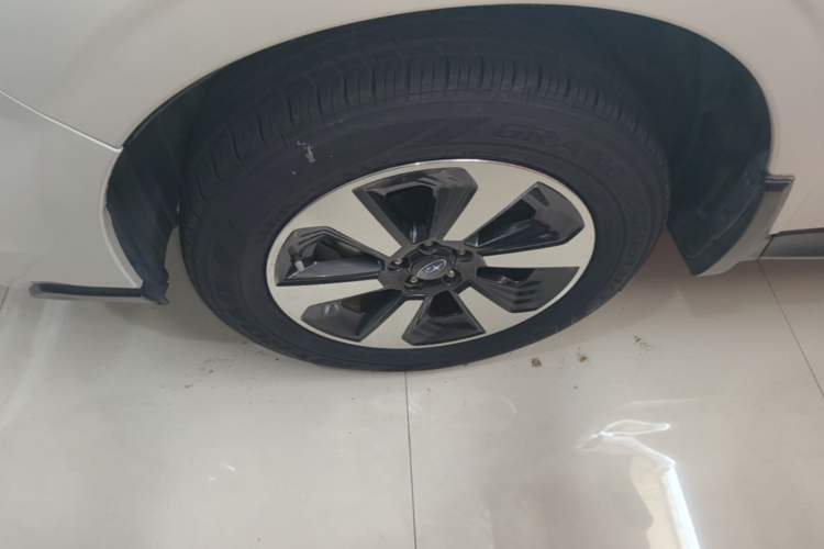Used Subaru Forester 2017 2.5i Luxury Special Edition Left Front Wheel Hub