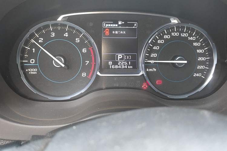 Used Subaru Forester 2017 2.5i Luxury Special Edition Odometer Close Up