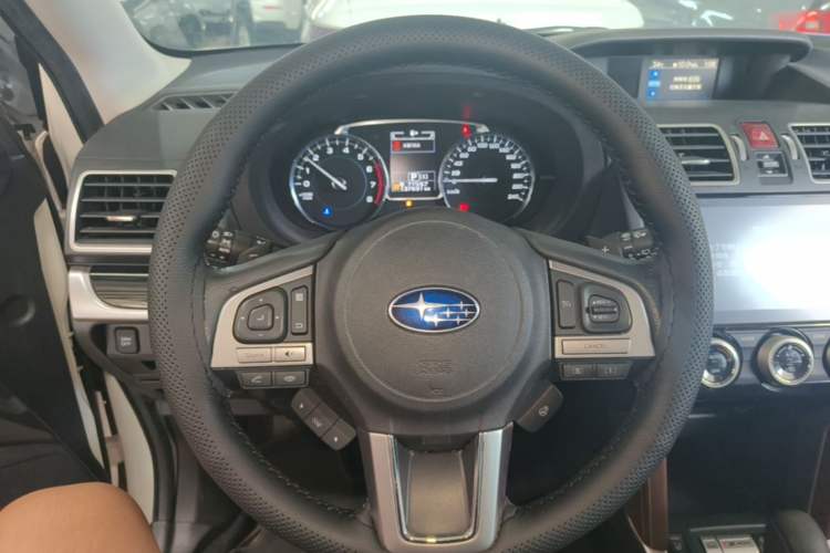Used Subaru Forester 2017 2.5i Luxury Special Edition Steering Wheel