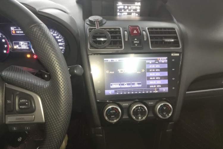 Used Subaru Forester 2018 2.5i Luxury Navigation Edition Audio And AC Panel
