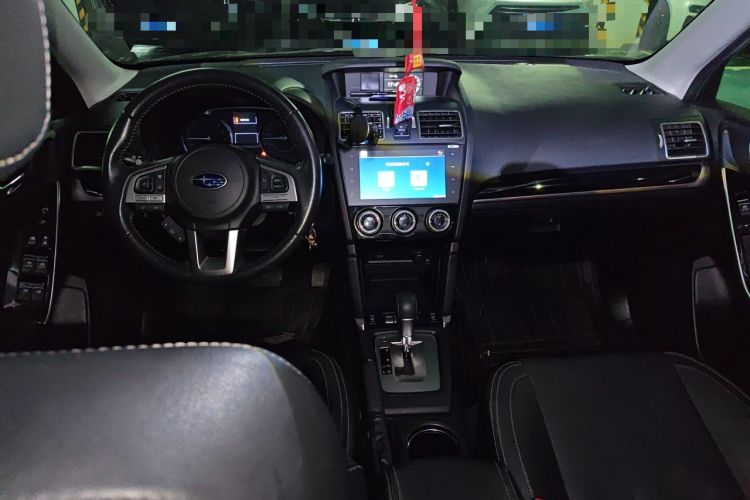 Used Subaru Forester 2018 2.0i Luxury Navigation Edition Center Console
