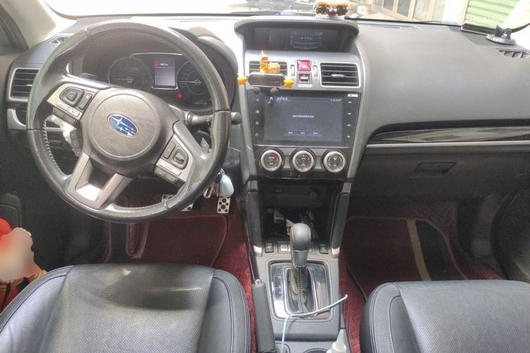 Used Subaru Forester 2018 2.0i Fashion Navigation Edition Center Console