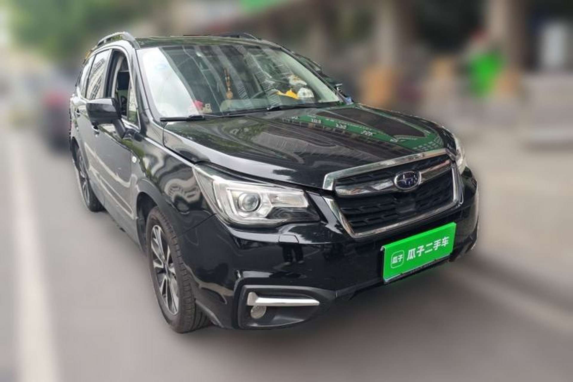 Used Subaru Forester 2018 2.0i Luxury Navigation Edition Front Right 45 Deg