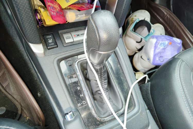 Used Subaru Forester 2018 2.0i Fashion Navigation Edition Gear Lever