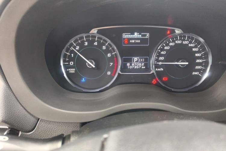 Used Subaru Forester 2018 2.0i Luxury Navigation Edition Odometer Close Up