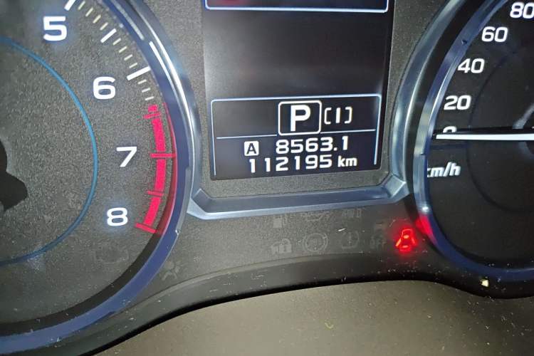 Used Subaru Forester 2018 2.0i Luxury Navigation Edition Odometer Close Up