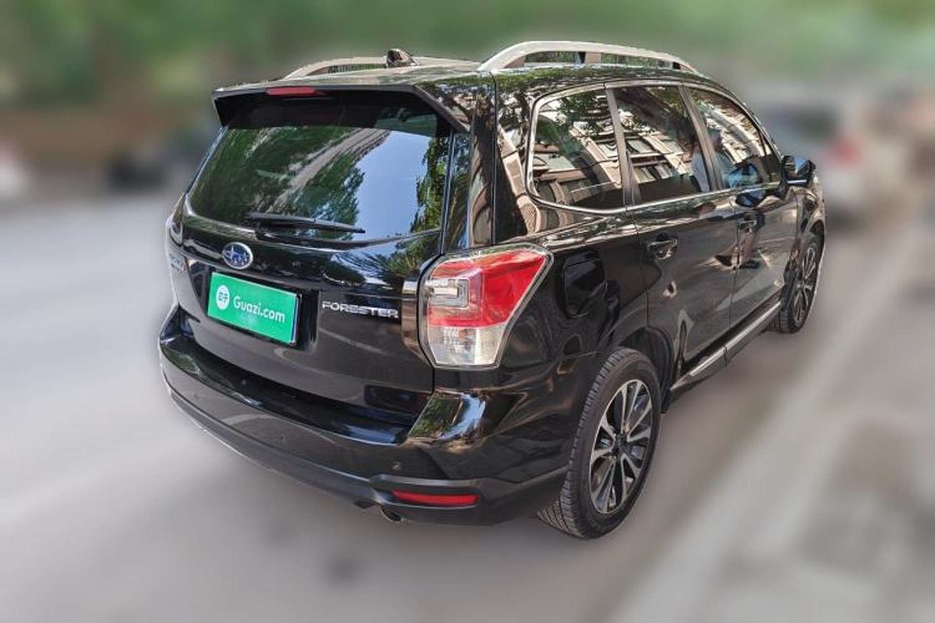 Used Subaru Forester 2018 2.0i Fashion Navigation Edition Rear Right 45 Deg
