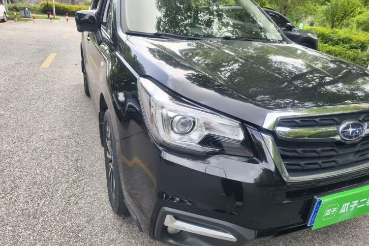 Used Subaru Forester 2018 2.0i Luxury Navigation Edition Right Front Headlight