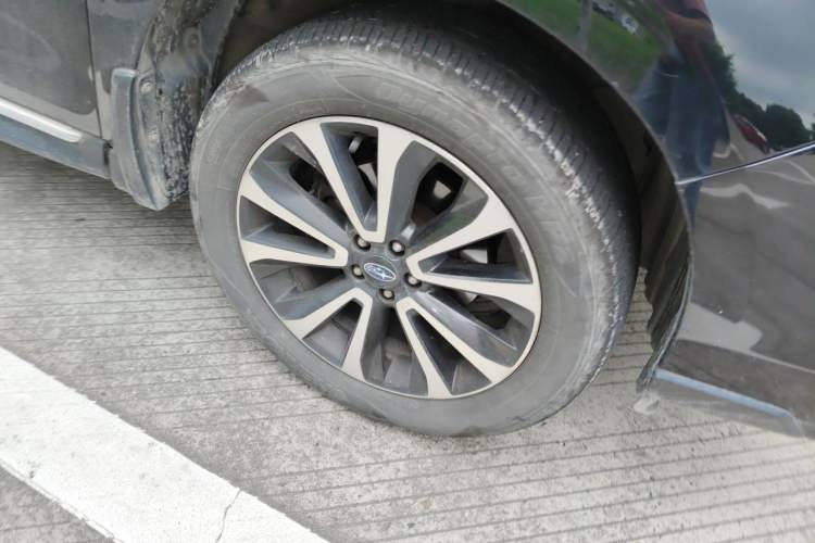 Used Subaru Forester 2018 2.0i Fashion Navigation Edition Right Front Wheel Hub