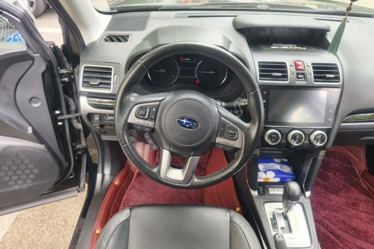 Used Subaru Forester 2018 2.0i Luxury Navigation Edition Steering Wheel