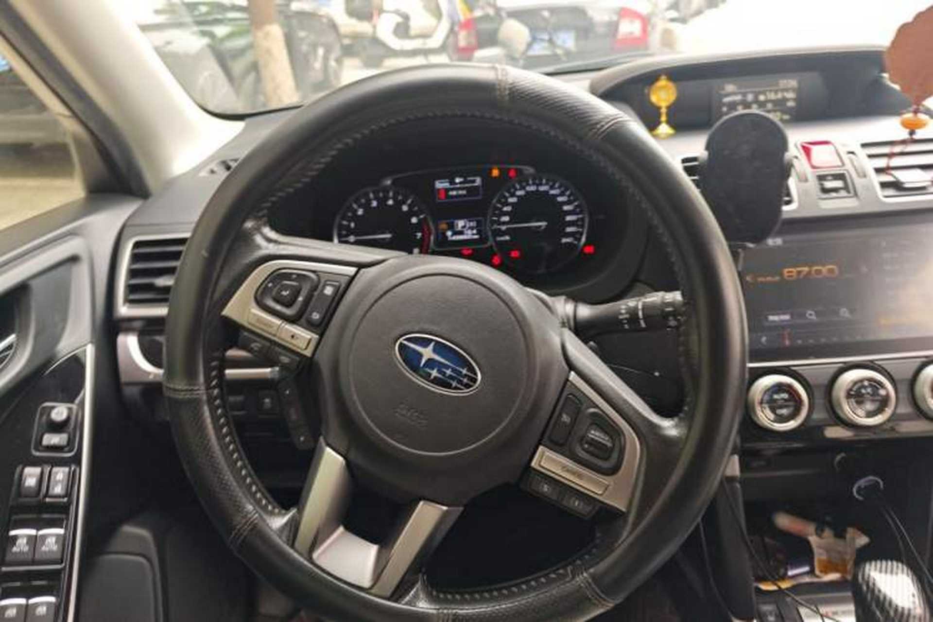 Used Subaru Forester 2018 2.0i Luxury Navigation Edition Steering Wheel