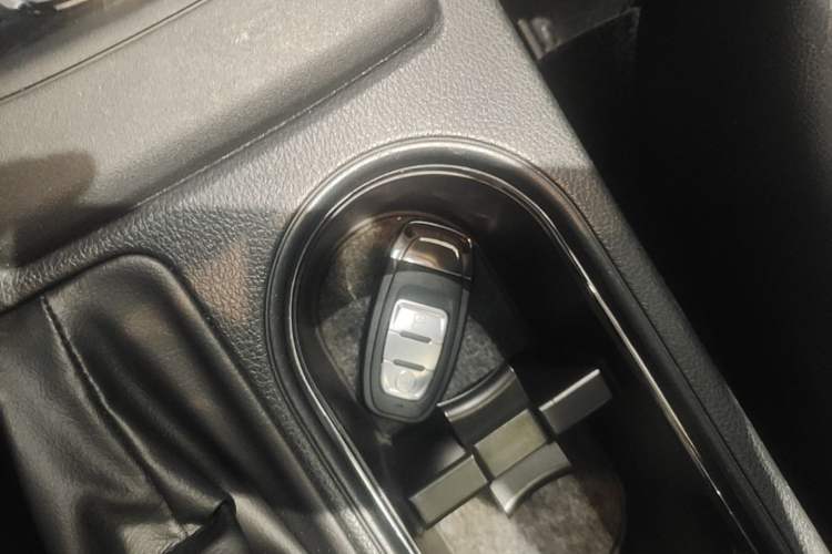 Used Subaru Forester 2018 2.0i Fashion Navigation Edition Vehicle Key