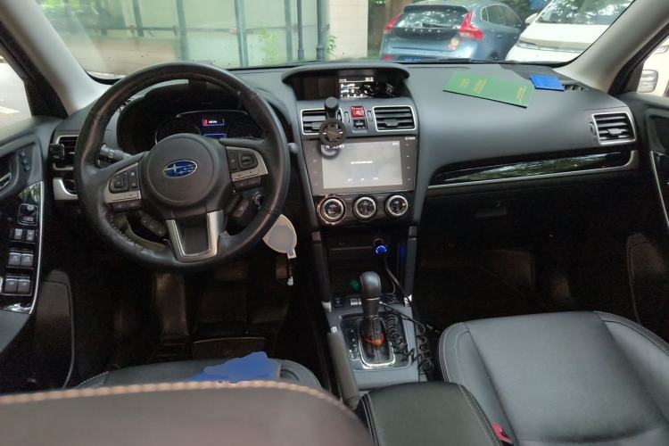 Used Subaru Forester 2018 2.5i Luxury Navigation Edition with EyeSight Center Console
