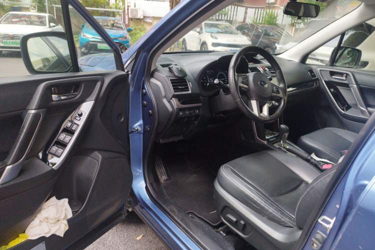 Used Subaru Forester 2018 2.0i Luxury Navigation Edition Driver Seat