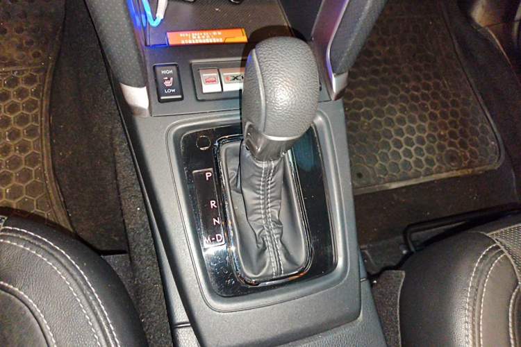 Used Subaru Forester 2018 2.0i Fashion Navigation Edition Gear Lever