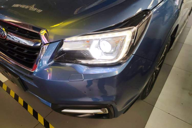 Used Subaru Forester 2018 2.0i Luxury Navigation Edition Left Front Headlight