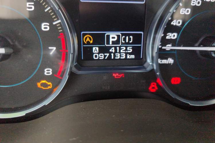 Used Subaru Forester 2018 2.0i Luxury Navigation Edition Odometer Close Up