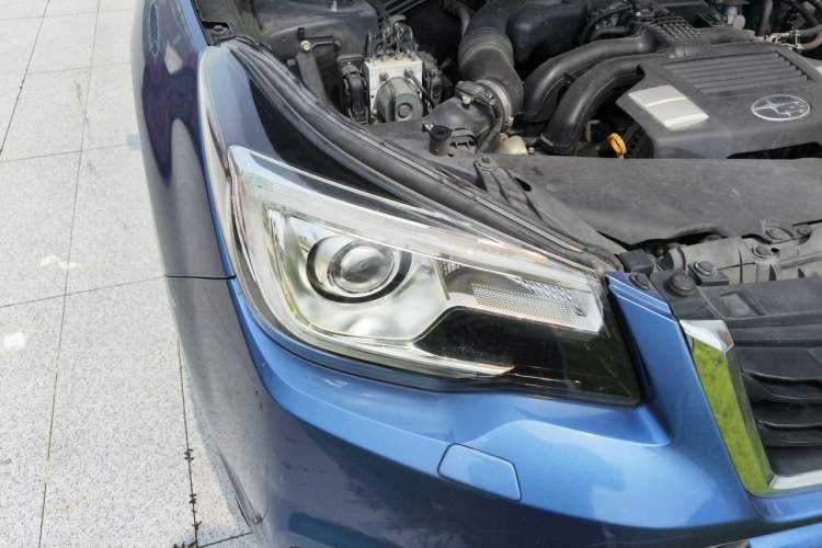 Used Subaru Forester 2018 2.0i Luxury Navigation Edition Right Front Headlight
