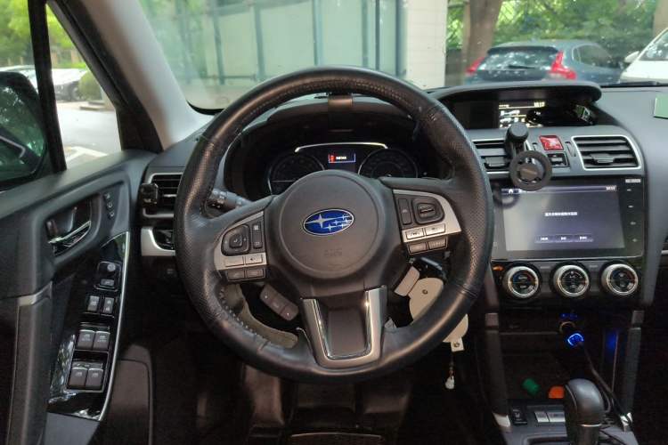 Used Subaru Forester 2018 2.5i Luxury Navigation Edition with EyeSight Steering Wheel