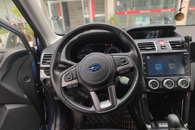 Used Subaru Forester 2018 2.0i Luxury Navigation Edition Steering Wheel