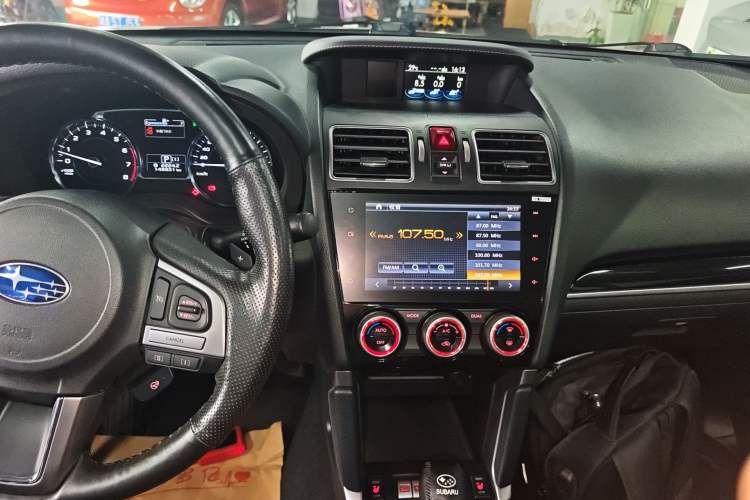 Used Subaru Forester 2018 2.5i Luxury Navigation Edition Audio And AC Panel