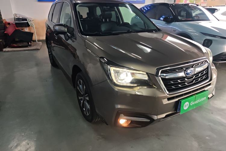 Used Subaru Forester 2018 2.5i Luxury Navigation Edition Front Right 45 Deg