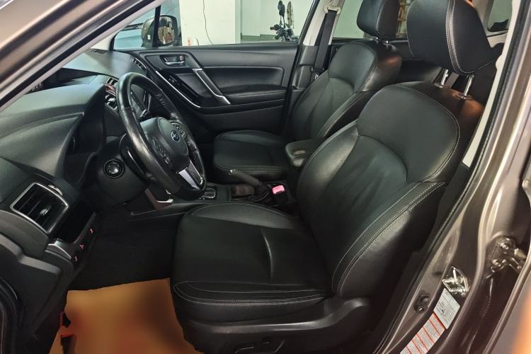 Used Subaru Forester 2018 2.5i Luxury Navigation Edition Left Front Seat