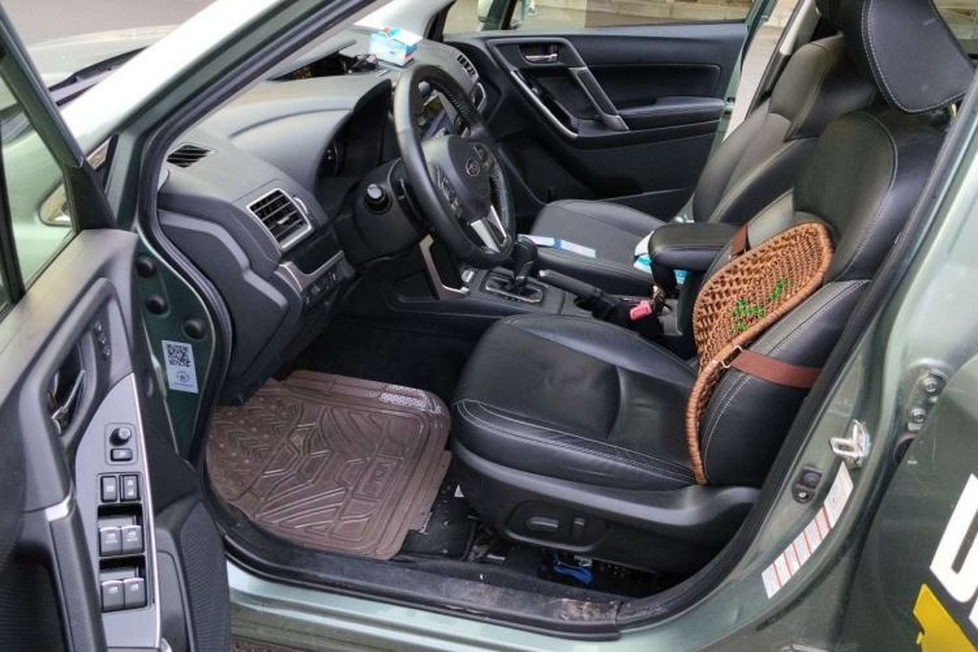 Used Subaru Forester 2018 2.5i Luxury Navigation Edition with EyeSight Driver Seat