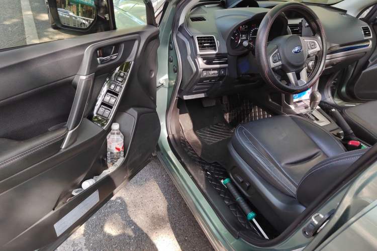 Used Subaru Forester 2018 2.0i Luxury Navigation Edition Driver Seat